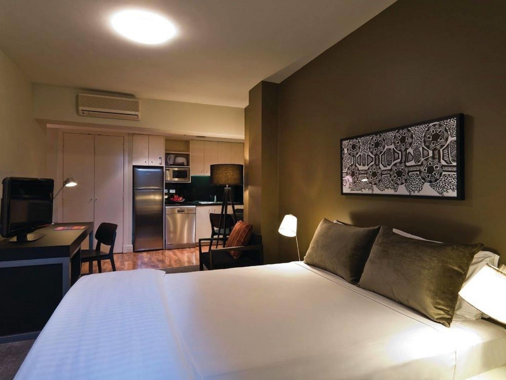 Adina Apartment Hotel South Yarra Melbourne City Exterior foto