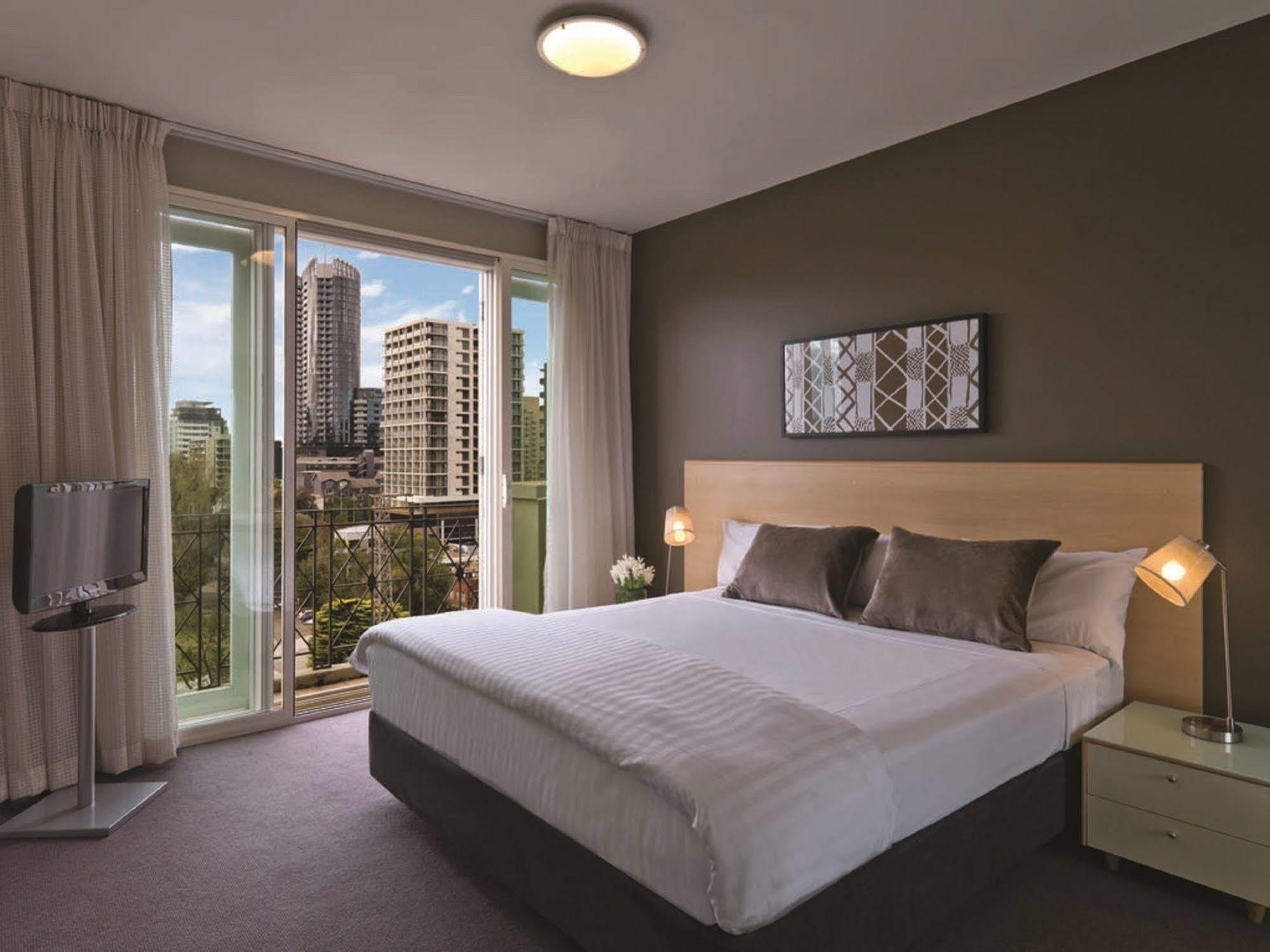 Adina Apartment Hotel South Yarra Melbourne City Exterior foto