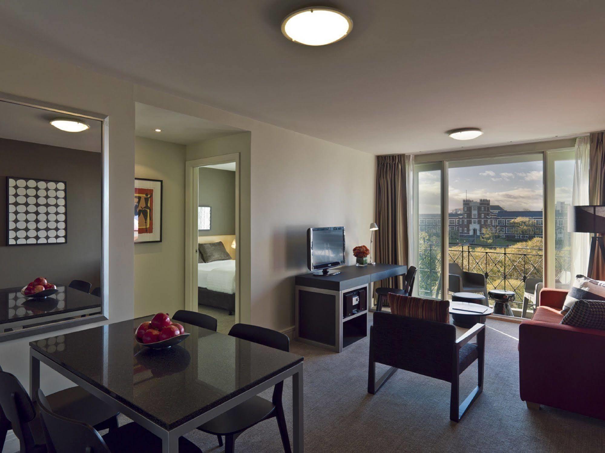 Adina Apartment Hotel South Yarra Melbourne City Exterior foto