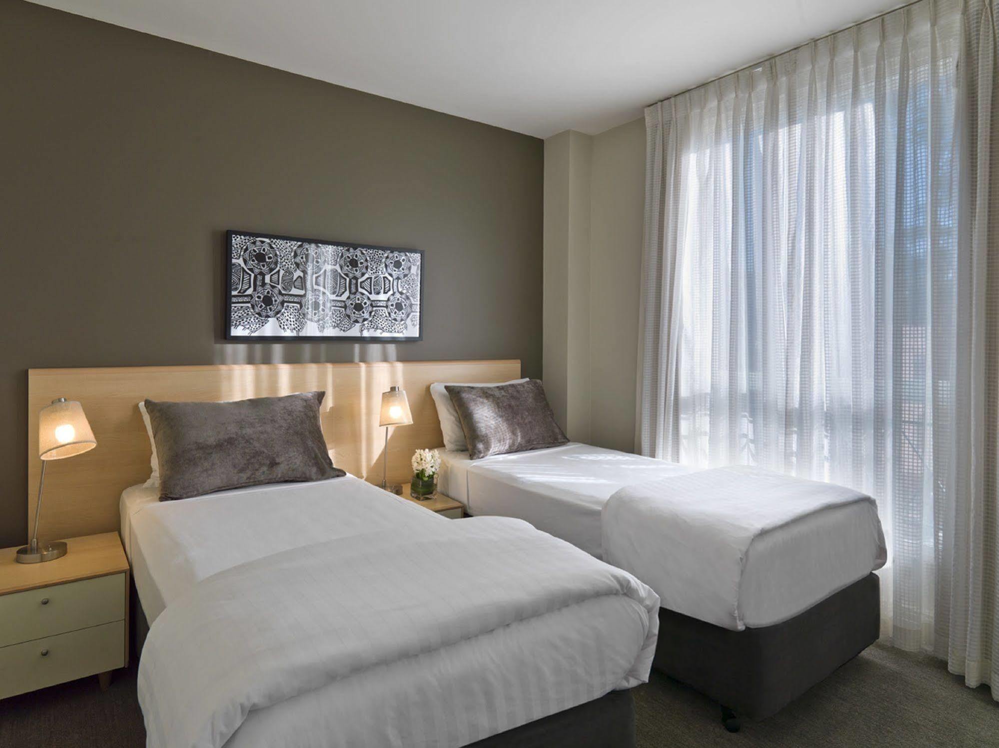 Adina Apartment Hotel South Yarra Melbourne City Exterior foto